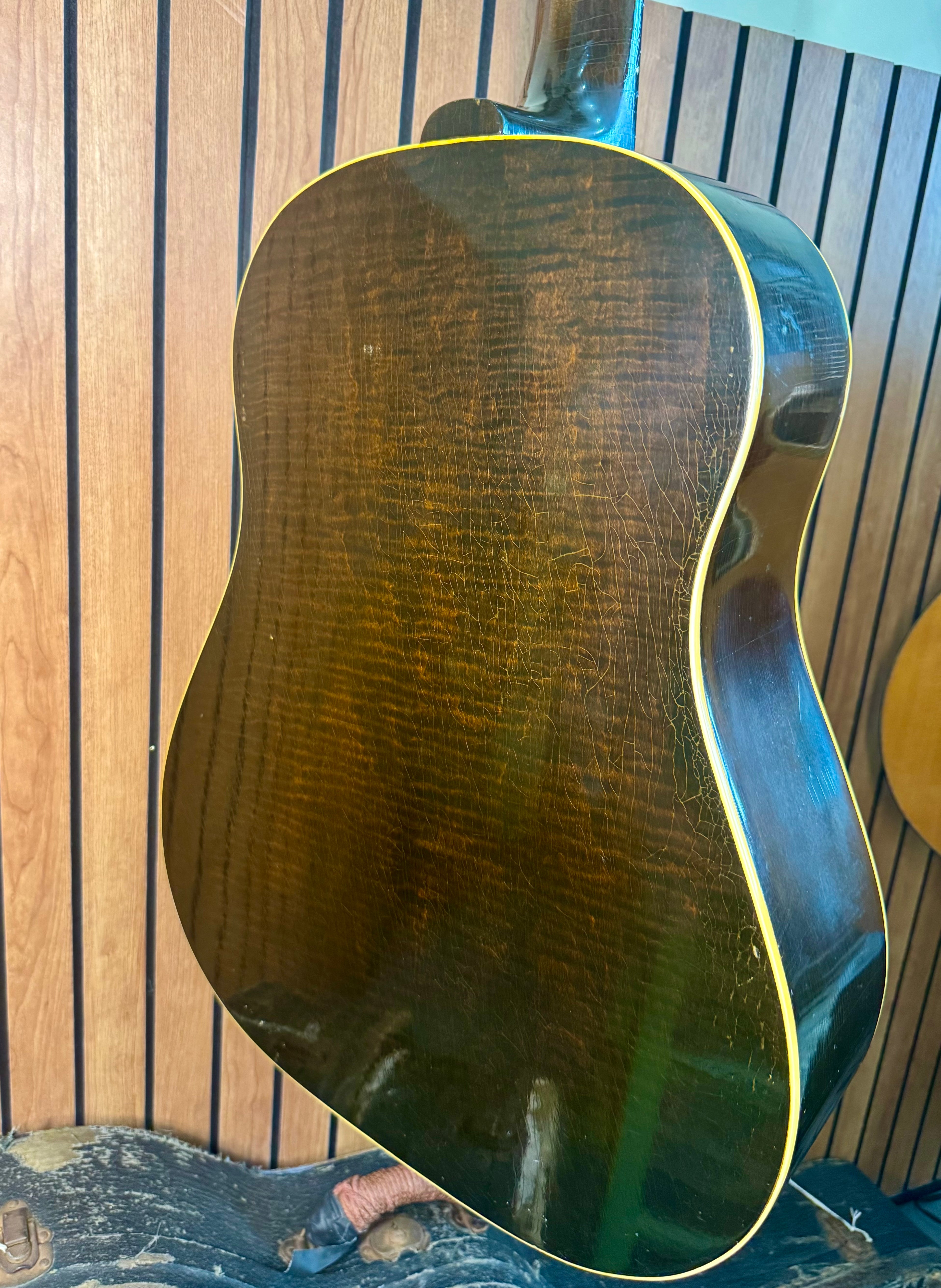 1944 Maple Banner Gibson J-45