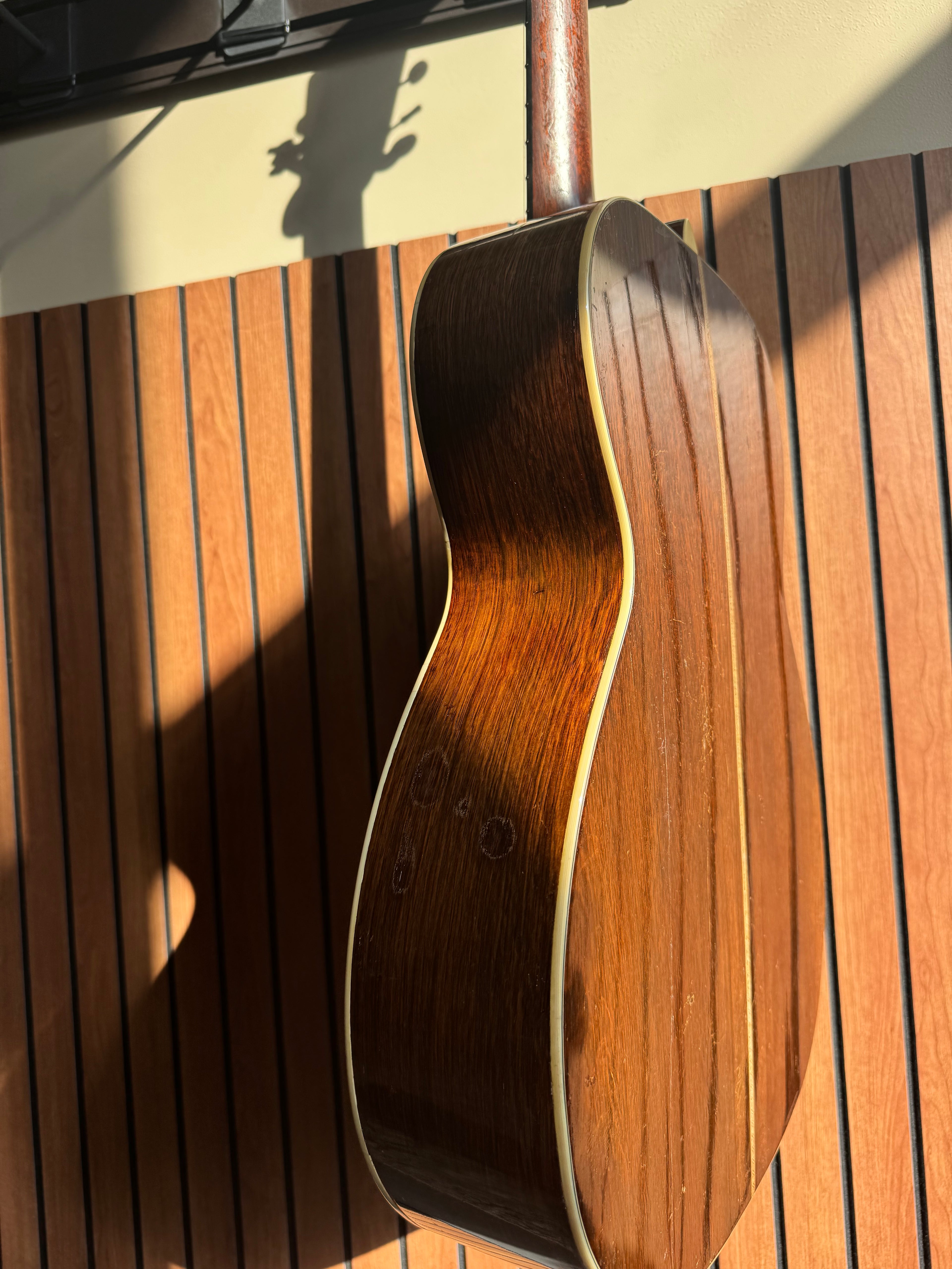 1945 Martin 000-28