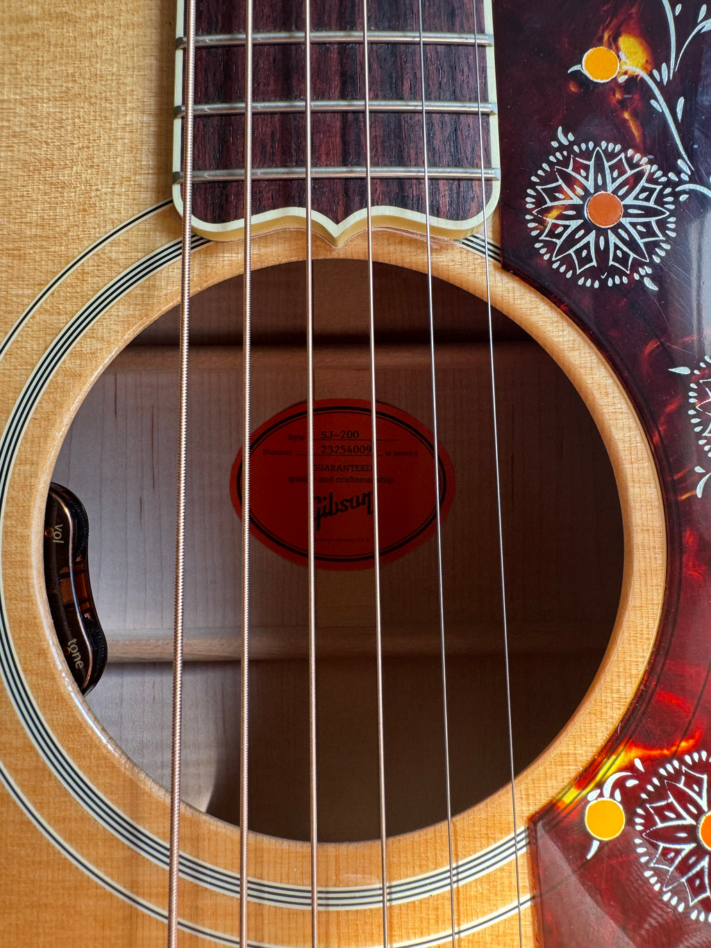 2024 Gibson SJ-200