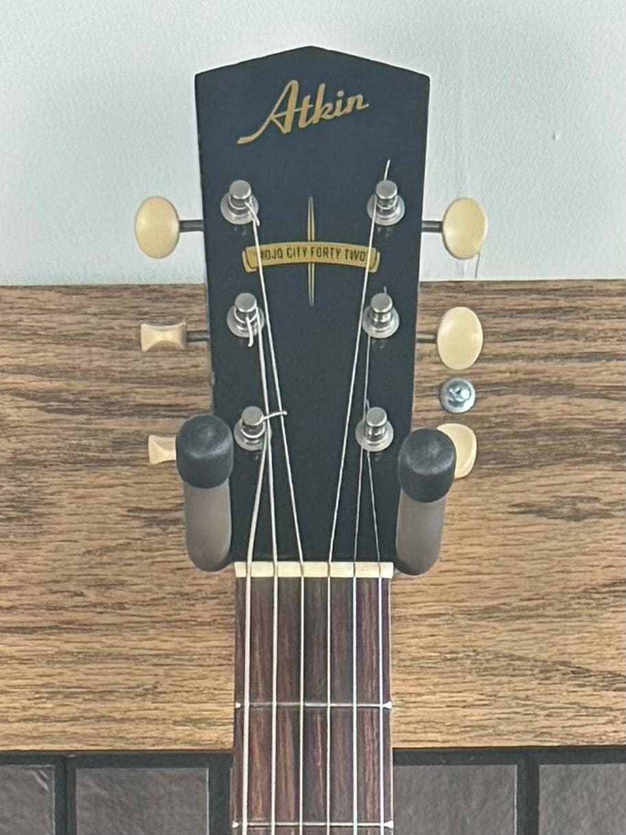 NEW Atkin Mojo City Forty Two LG-42