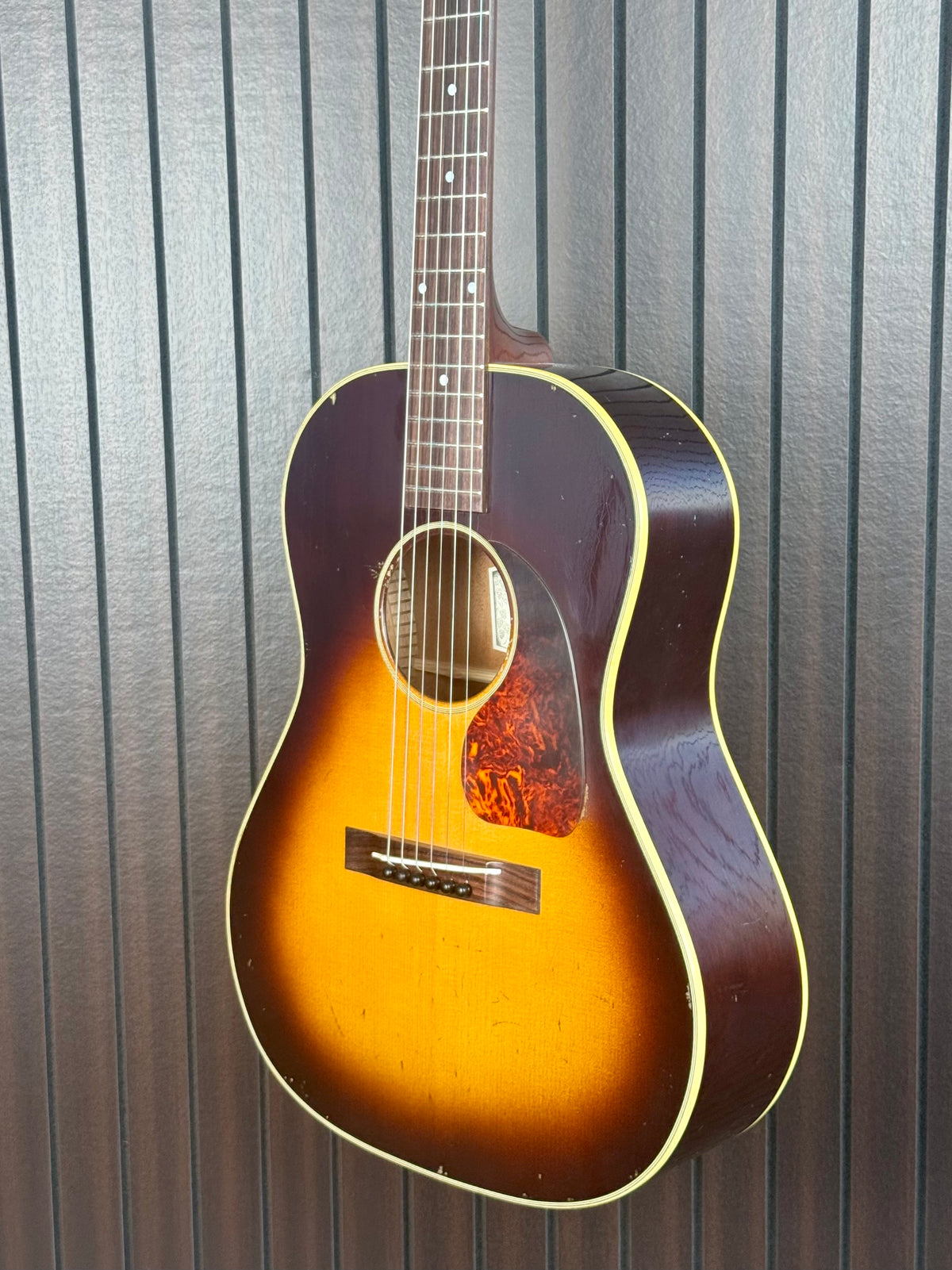NEW Atkin Mojo City Forty Two LG-42
