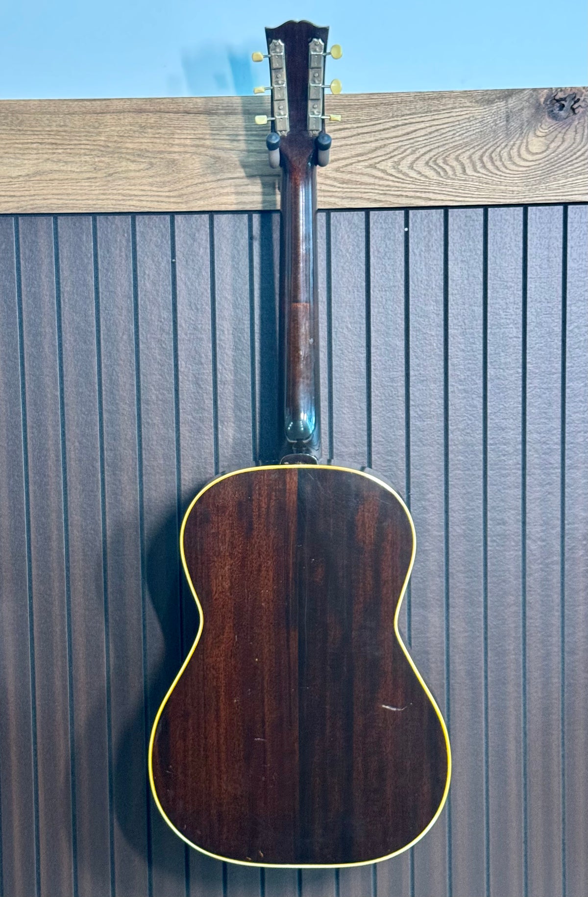 1943 Banner Gibson LG-2