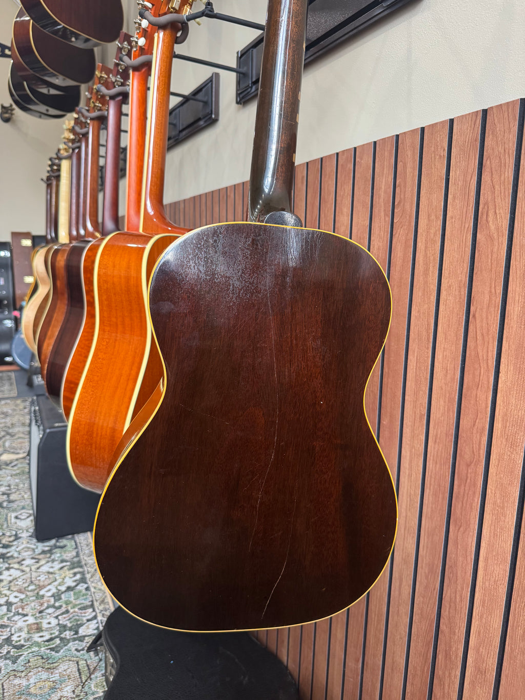 1944 Banner Gibson LG-2