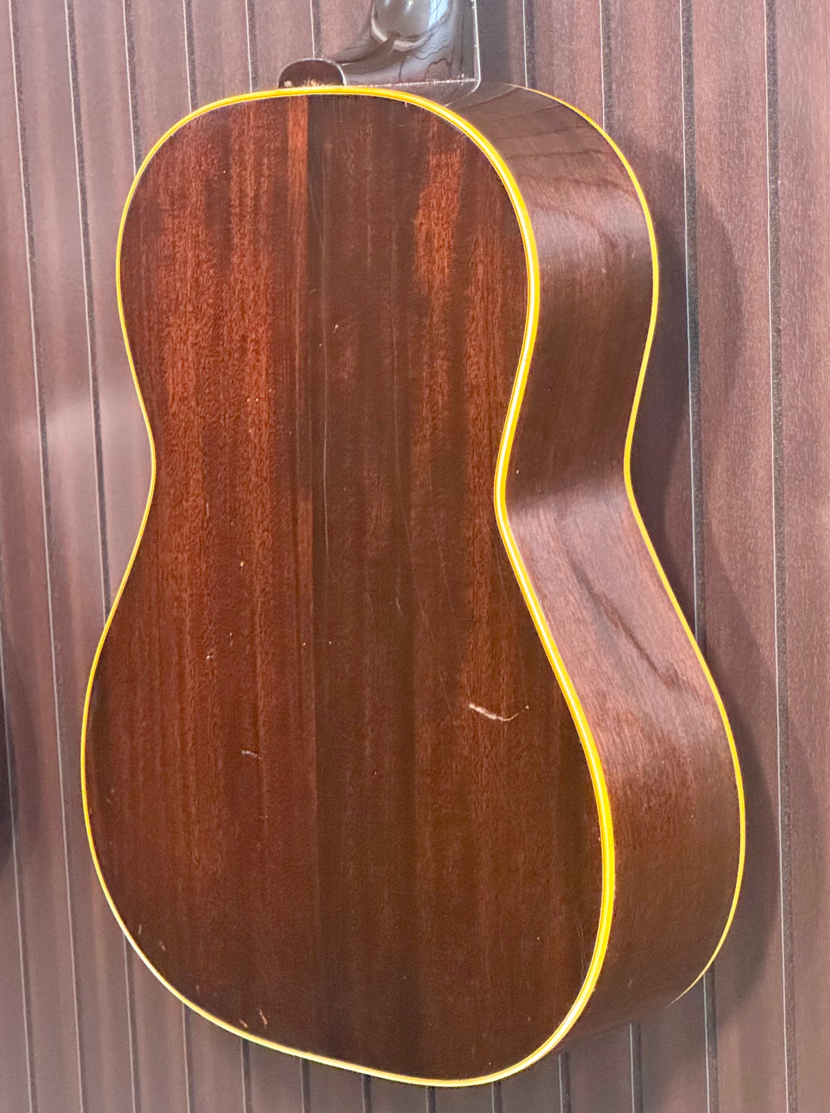 1943 Banner Gibson LG-2