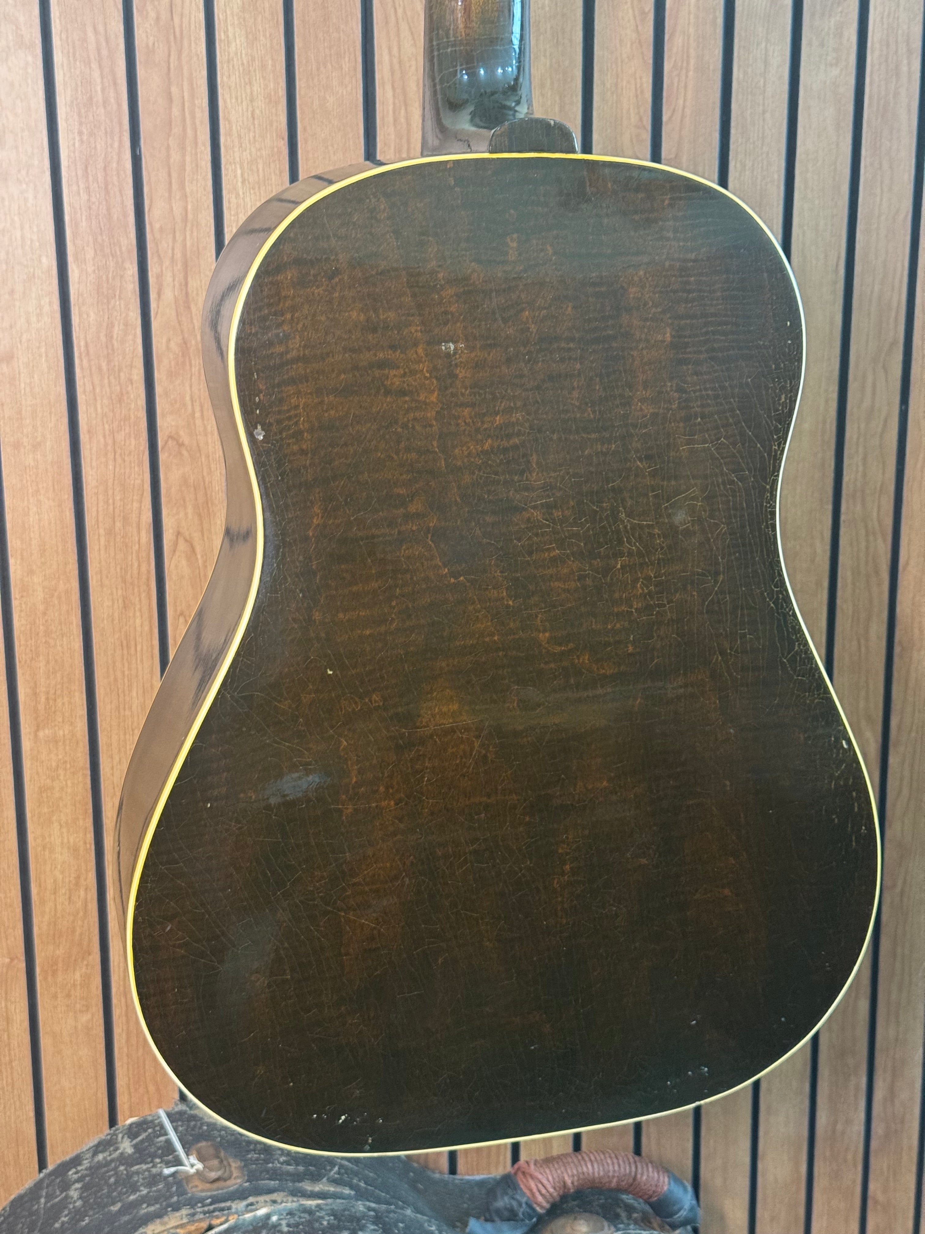 1944 Maple Banner Gibson J-45