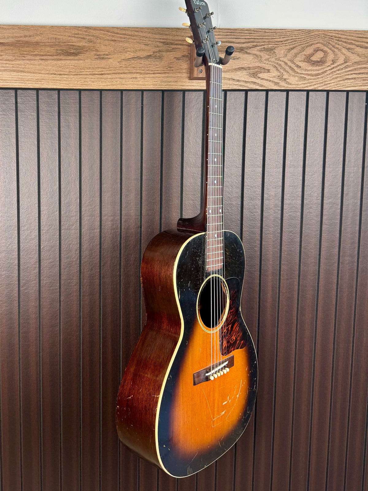 1936 Gibson L00