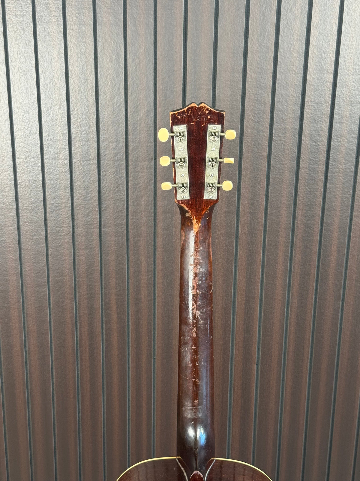 1936 Gibson L00