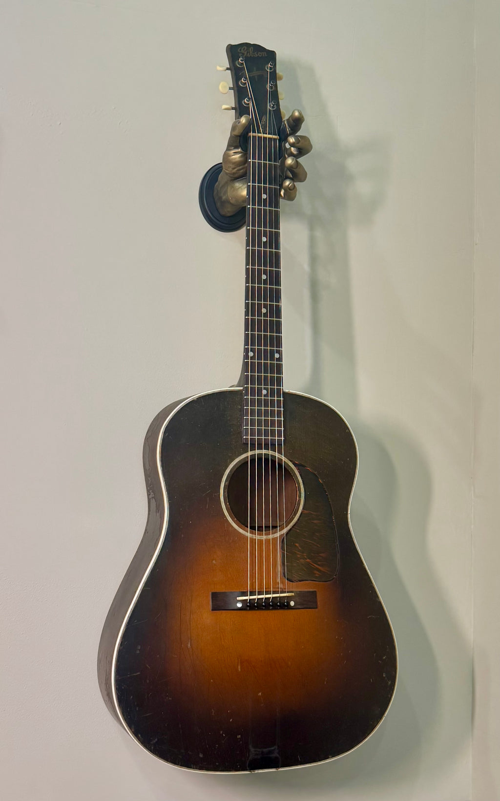 1943 Banner Gibson J-45