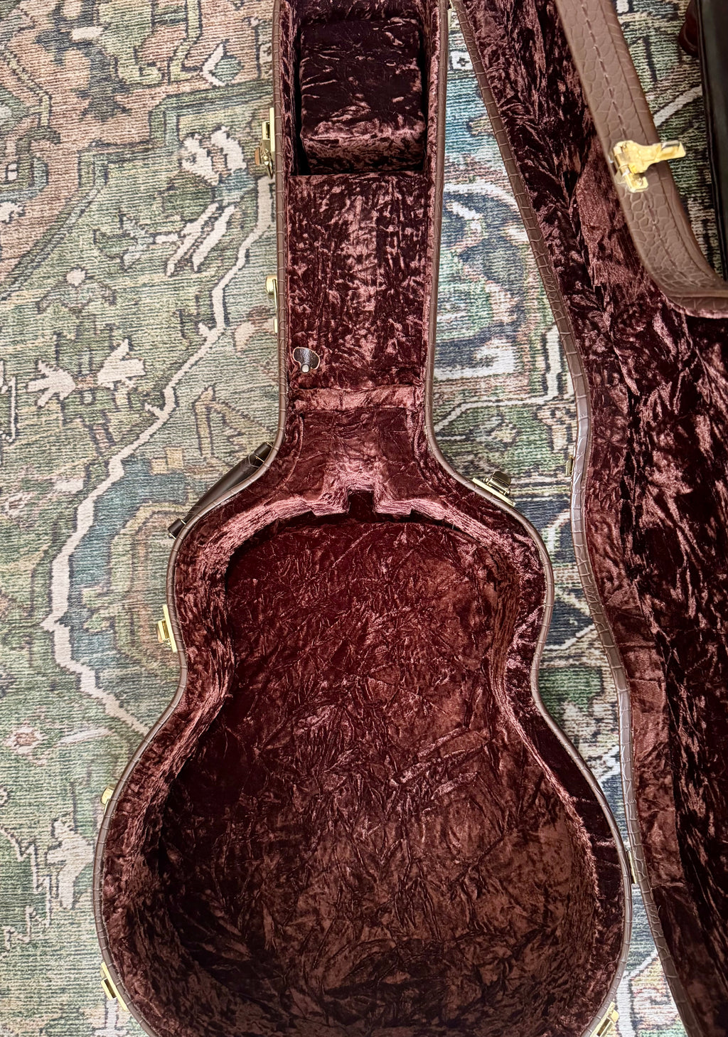 2006 Taylor Custom Shop Grand Auditorium Adi/Brazilian