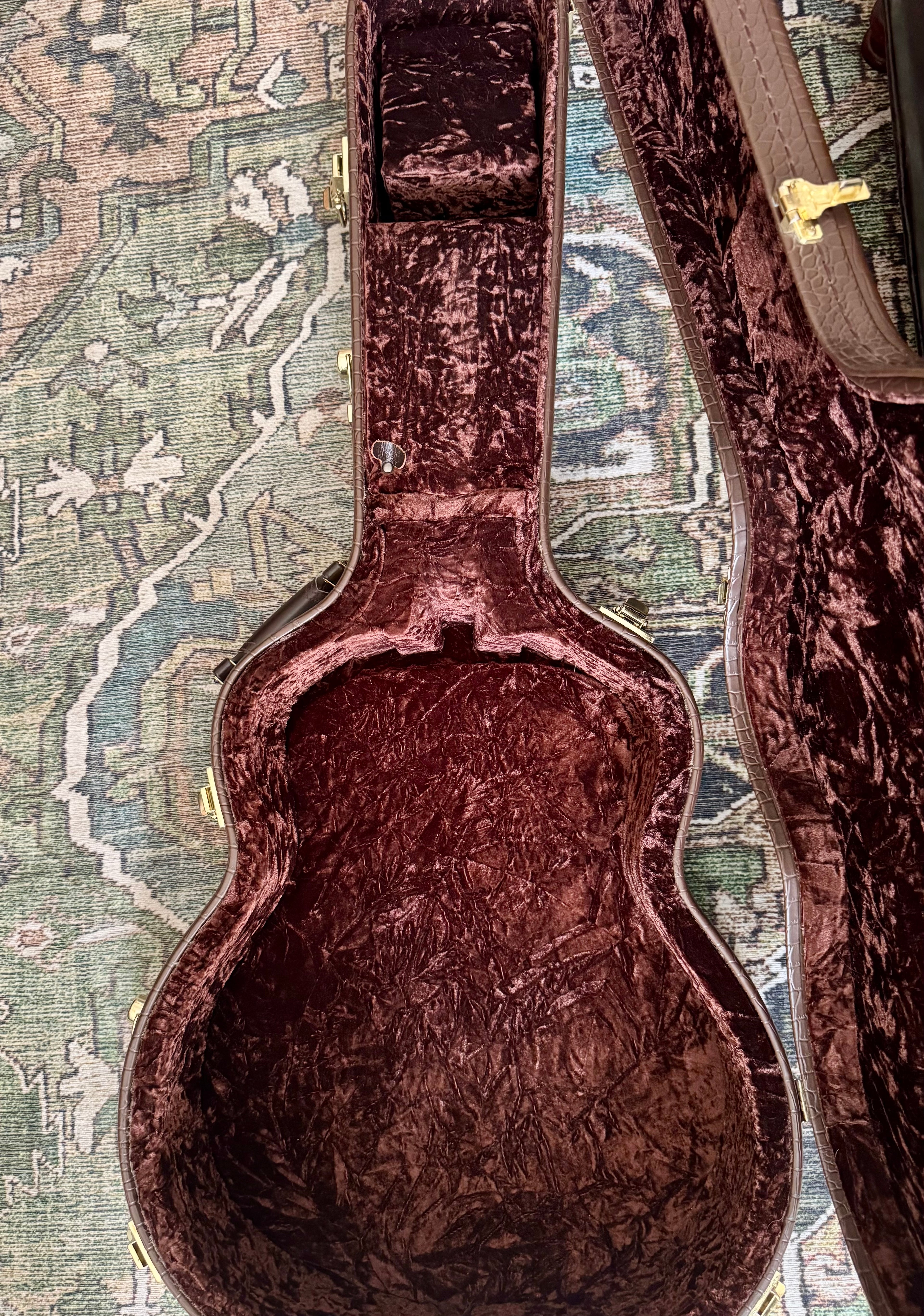 2006 Taylor Custom Shop Grand Auditorium Adi/Brazilian