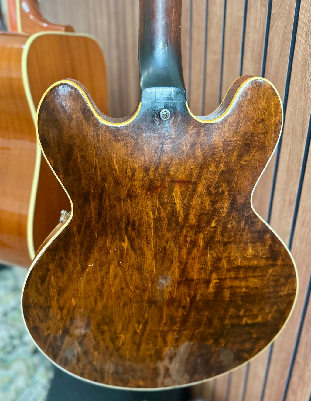 1975 Gibson ES-335