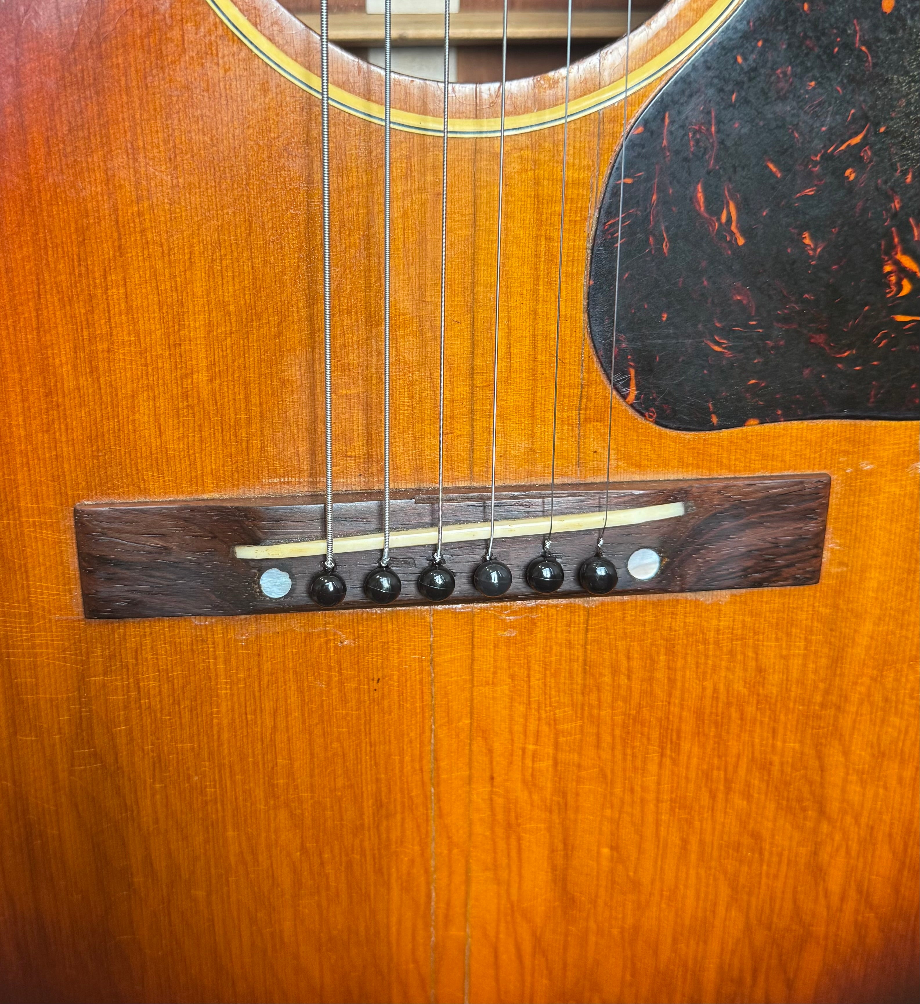 1944 Banner Gibson LG-2