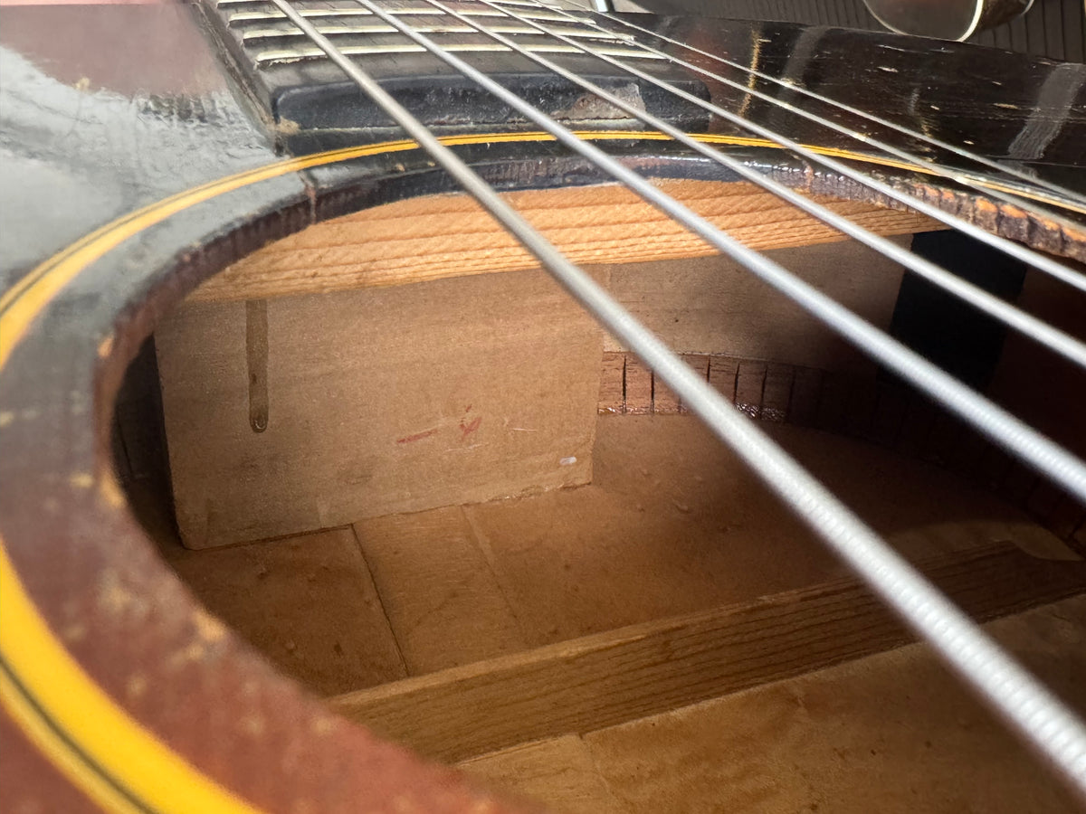 1945 Maple Banner Gibson LG-2