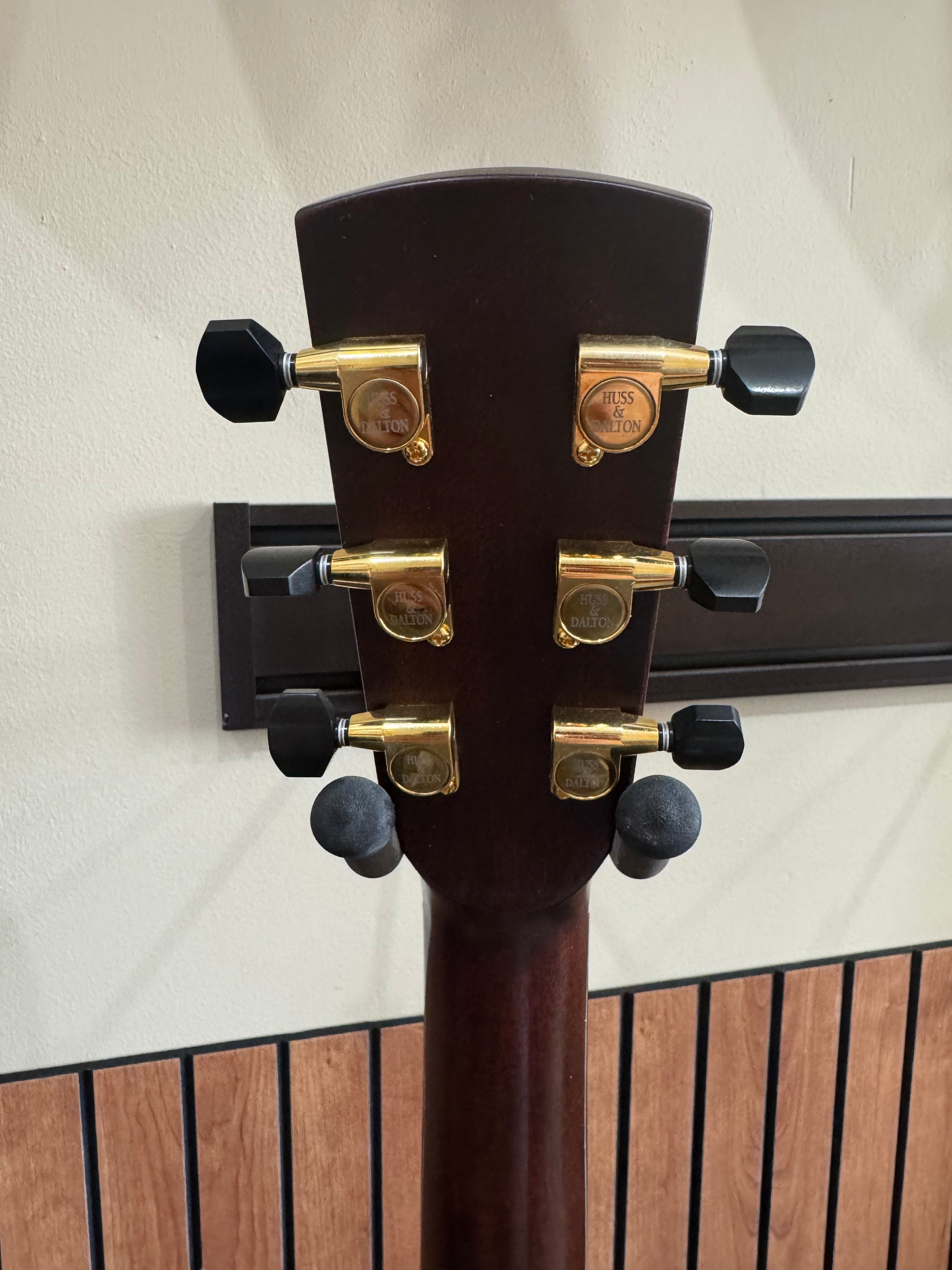 2024 Huss & Dalton OM Red Cedar/African Wenge