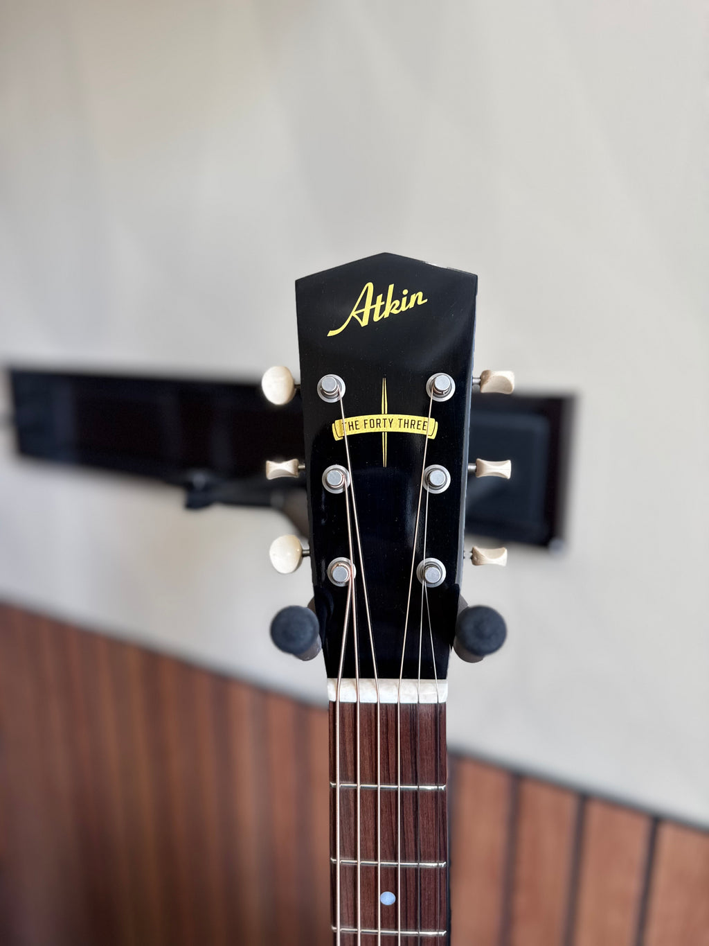 NEW Atkin J-43