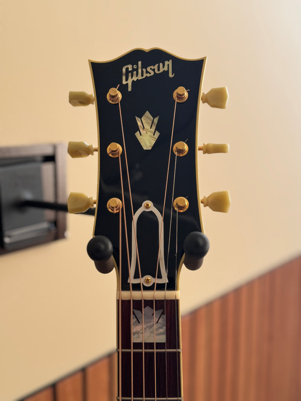 2024 Gibson SJ-200