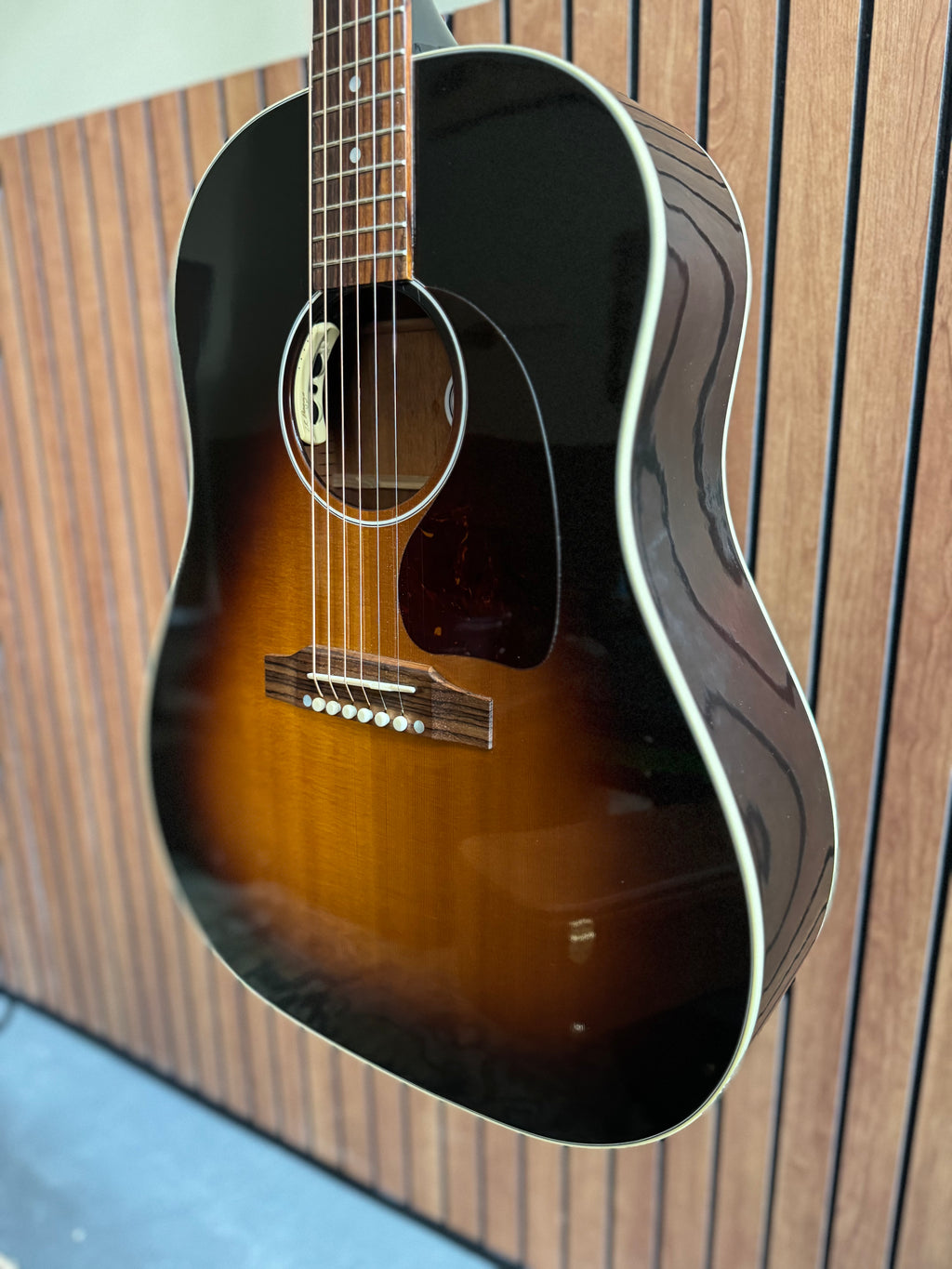 2024 Gibson J-45 Standard w/ LR Baggs Anthem